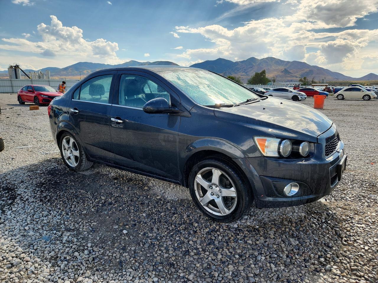 2015 Chevrolet Sonic Ltz - zdjęcie 4
