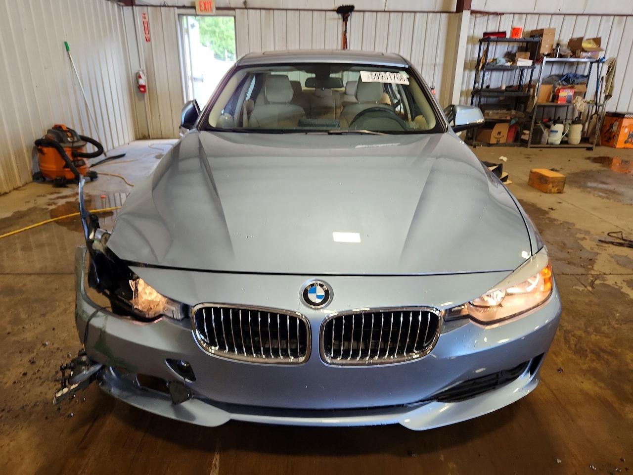 2014 BMW 320 I xDrive - zdjęcie 5