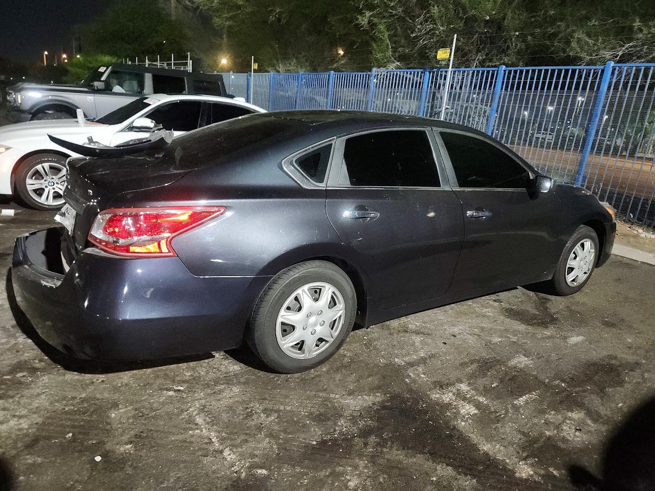 2013 Nissan Altima 2.5 S - zdjęcie 3