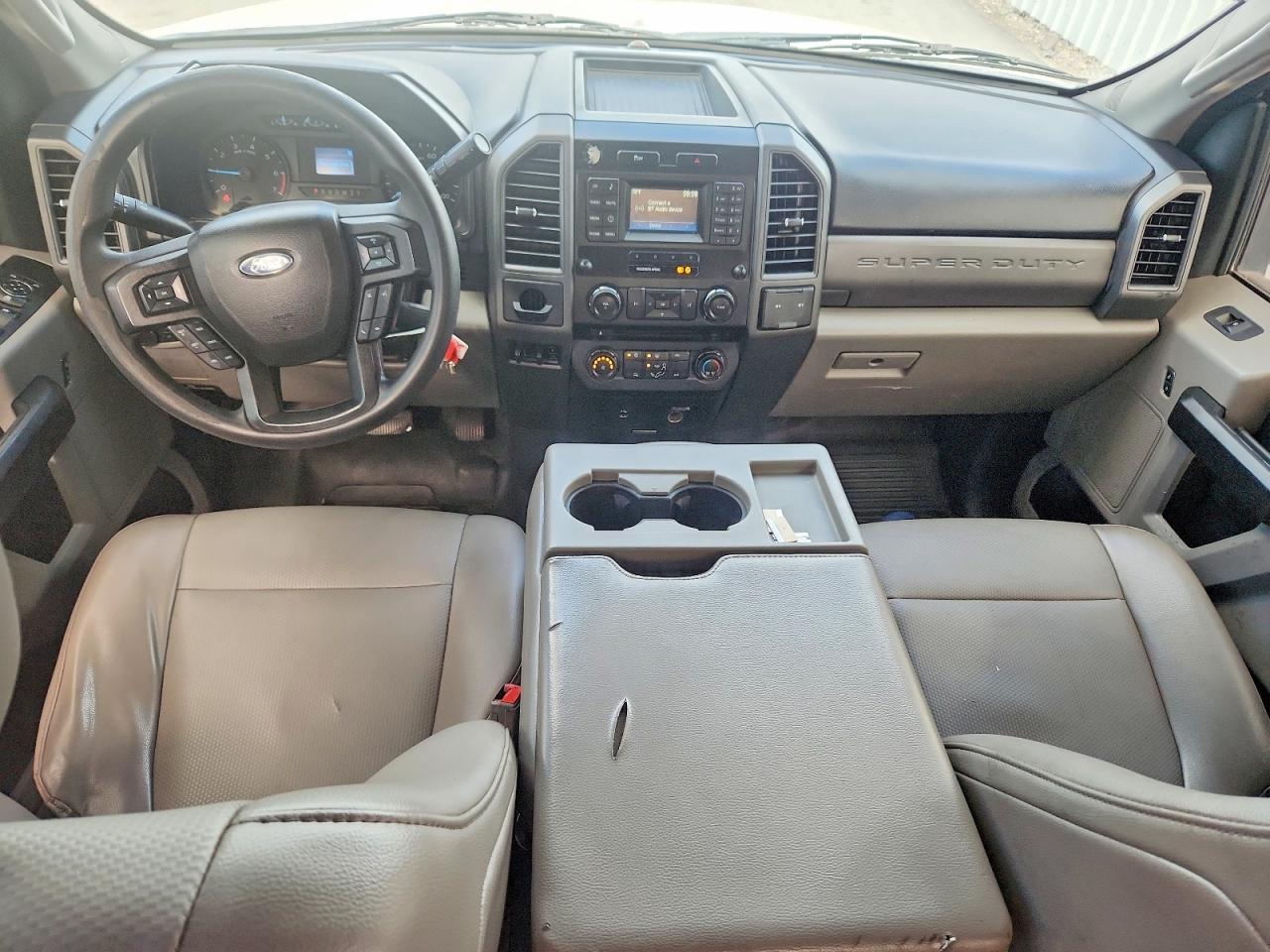 2018 Ford F250 Super Duty - zdjęcie 8