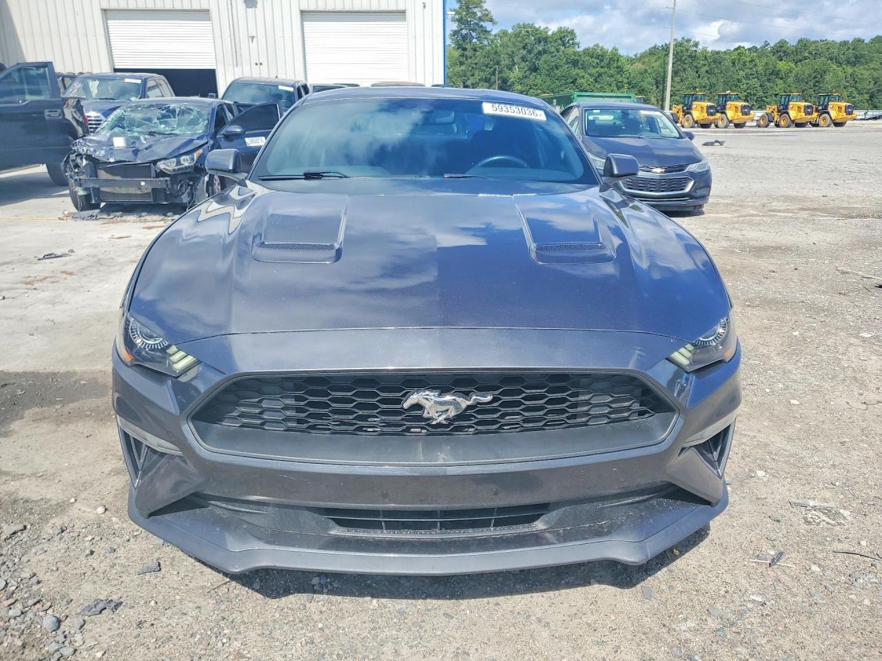 2019 Ford Mustang - zdjęcie 5