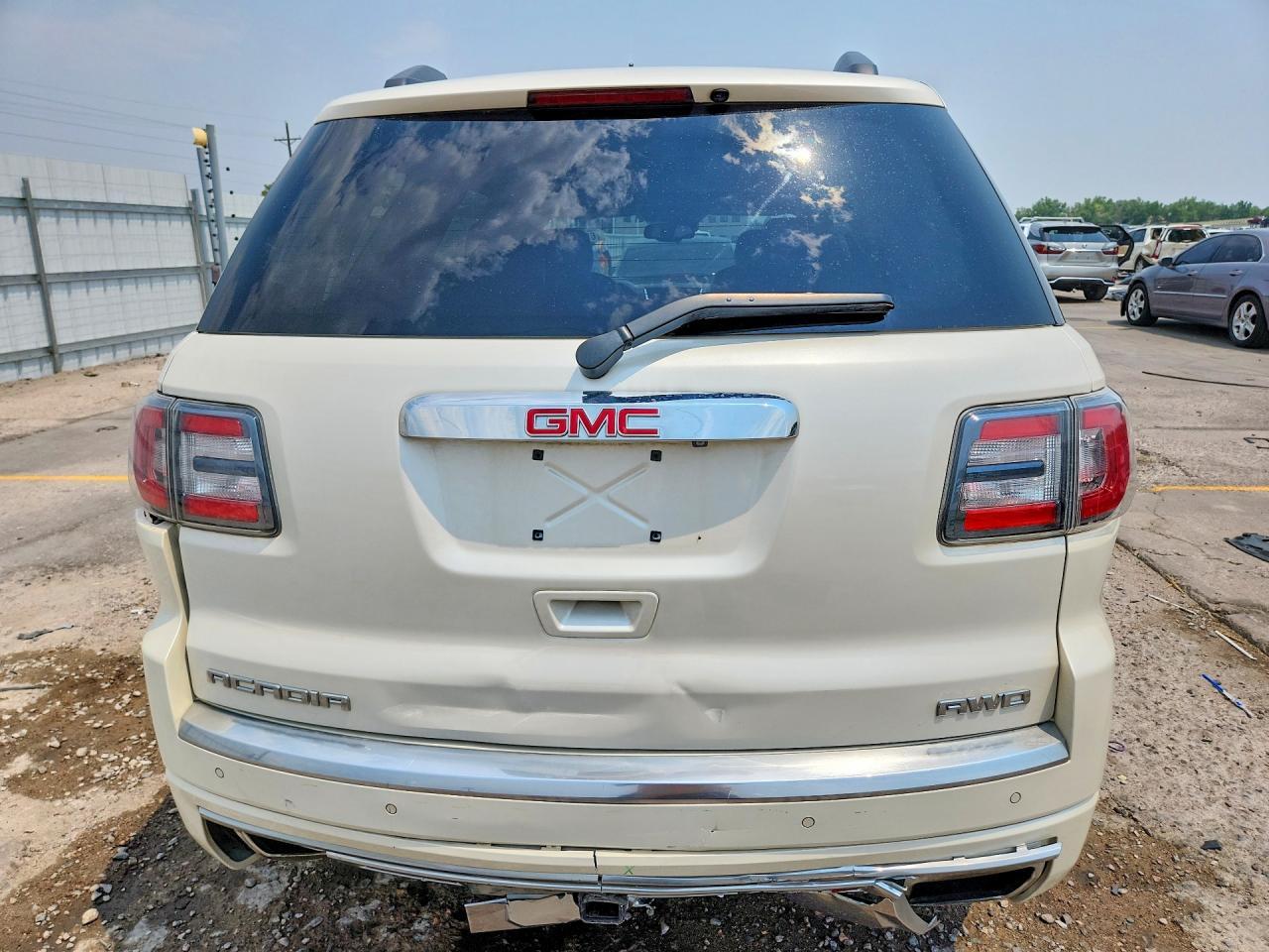 2014 GMC Acadia Denali - zdjęcie 6