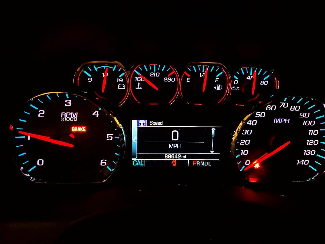 2020 Chevrolet Suburban K1500 Lt - zdjęcie 9