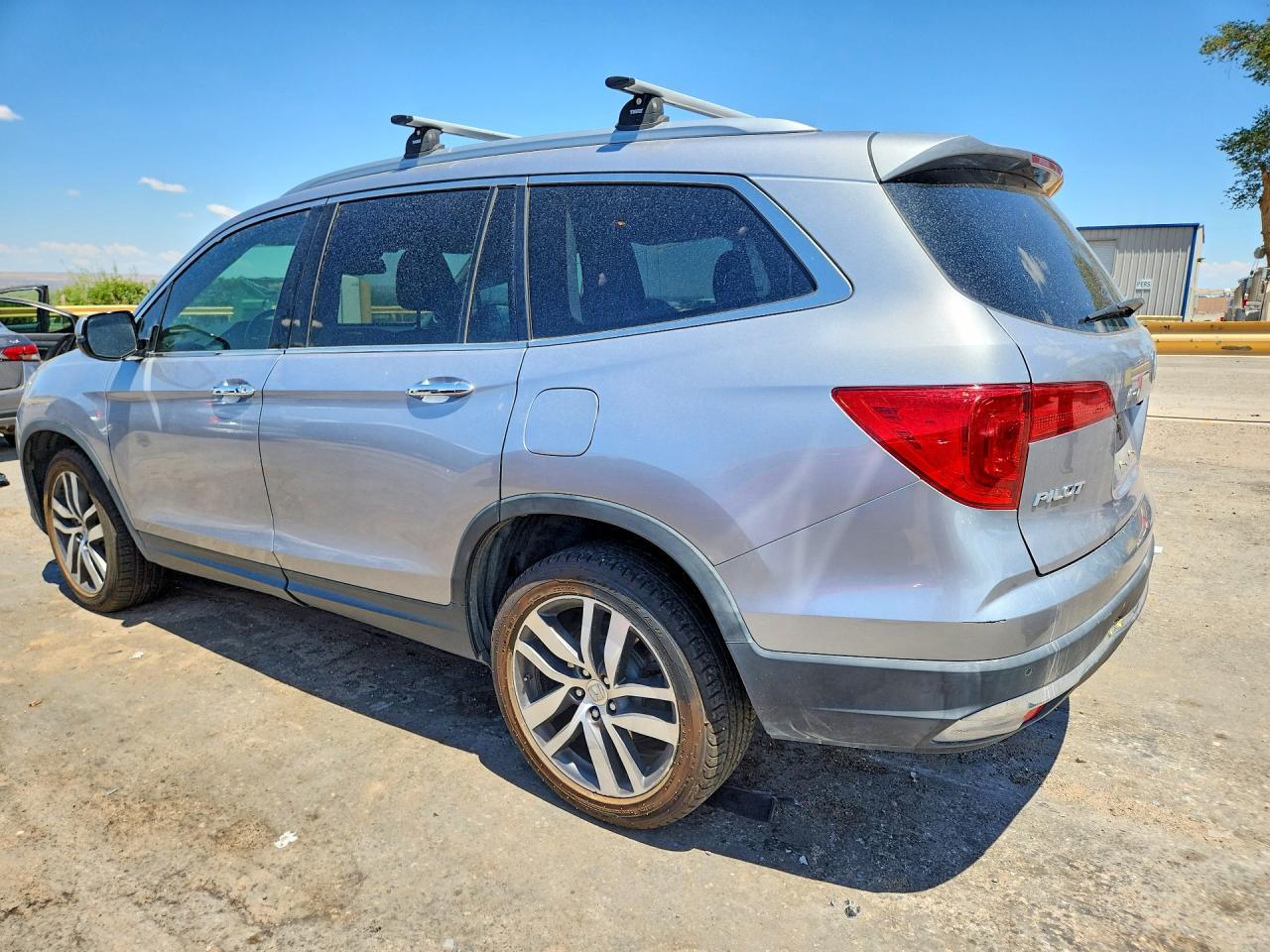2017 Honda Pilot Elite - zdjęcie 2