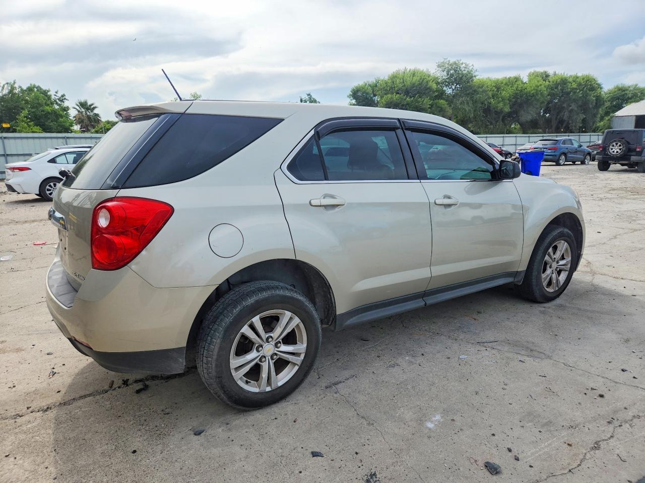 2015 Chevrolet Equinox Ls - zdjęcie 3