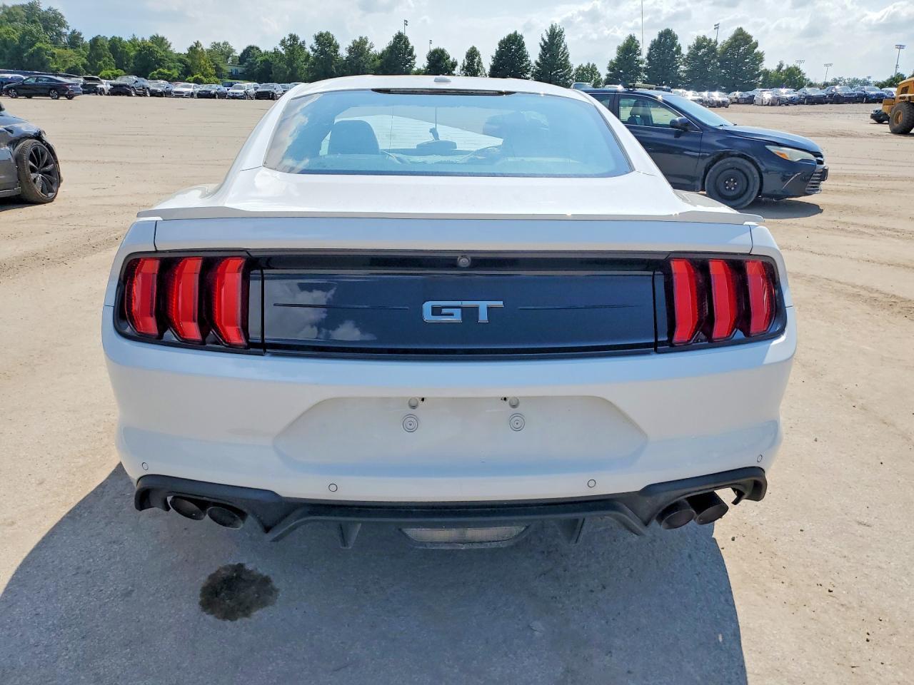 2019 Ford Mustang Gt - zdjęcie 6