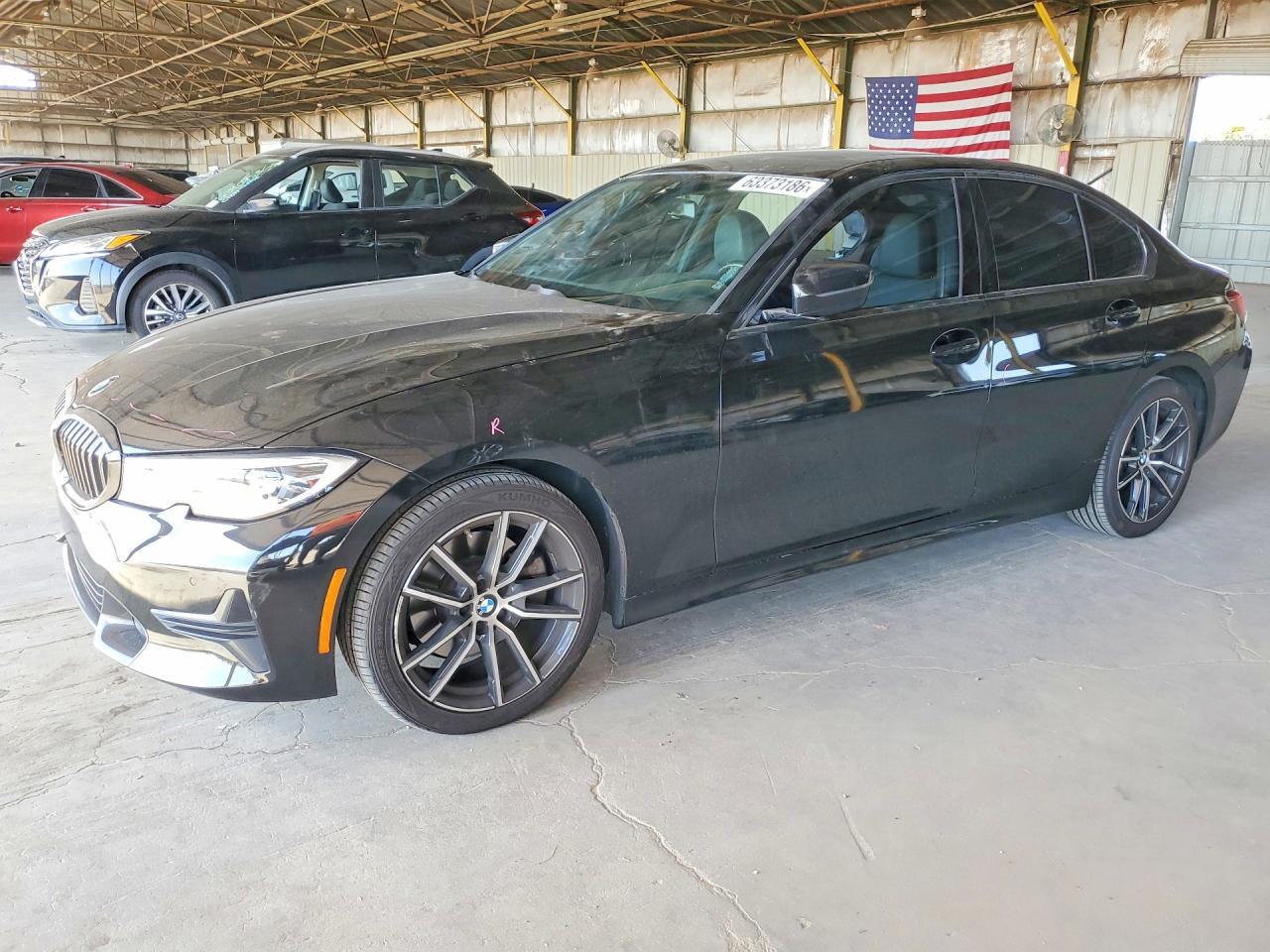 2019 BMW 330I - zdjęcie główne