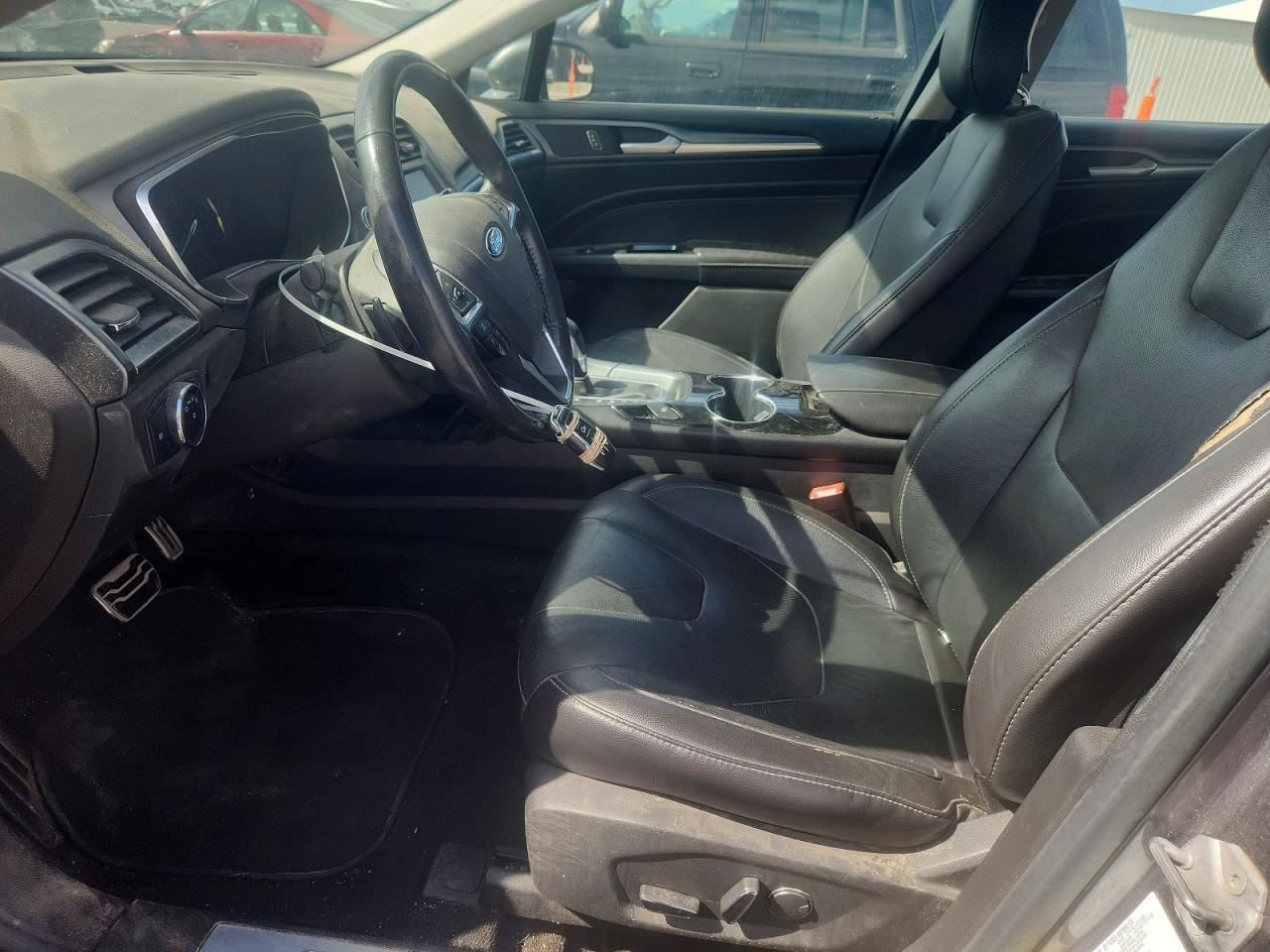 2014 Ford Fusion Titanium - zdjęcie 7