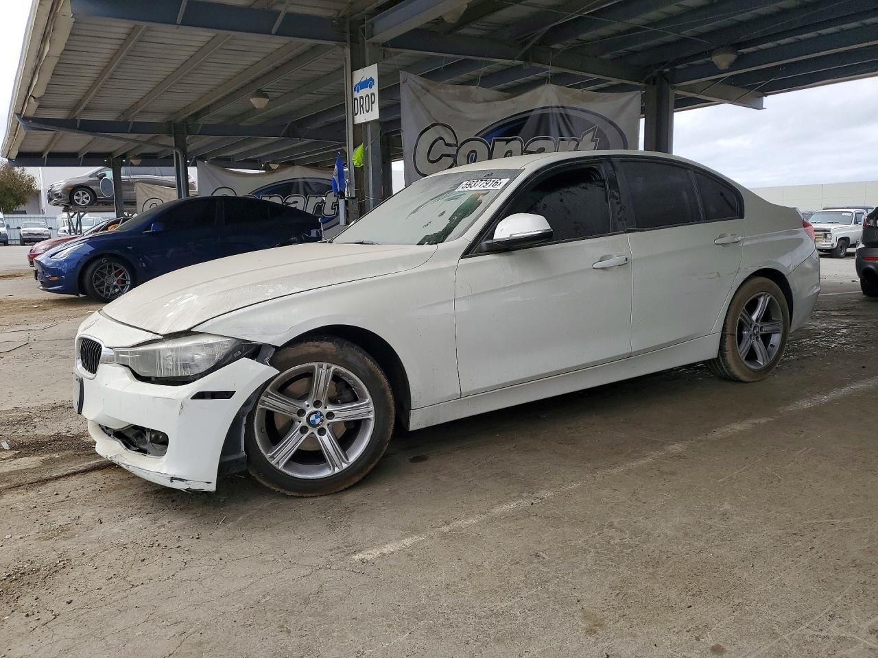 2014 BMW 320 I - zdjęcie główne