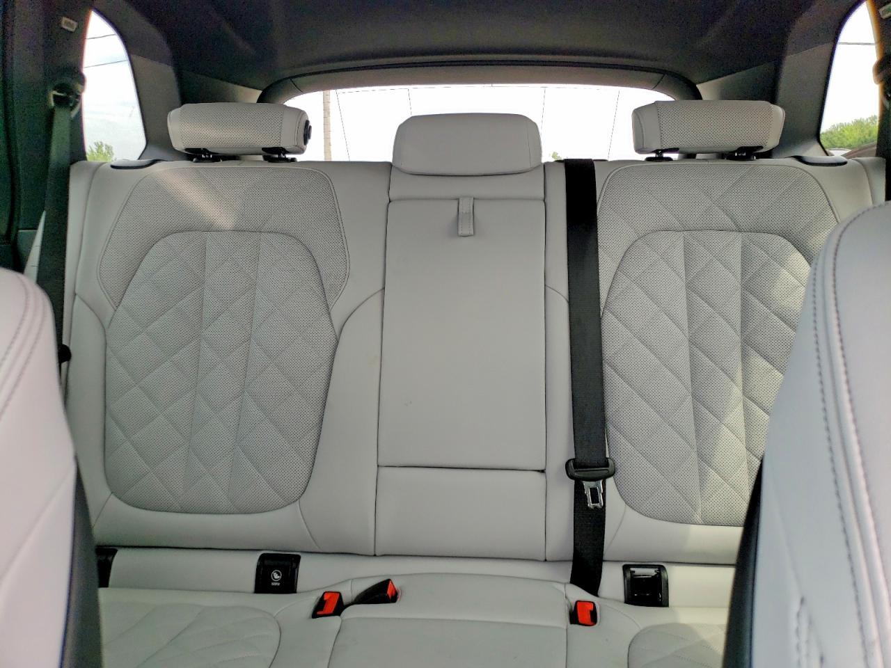 2025 BMW X5 xDrive40I - zdjęcie 10