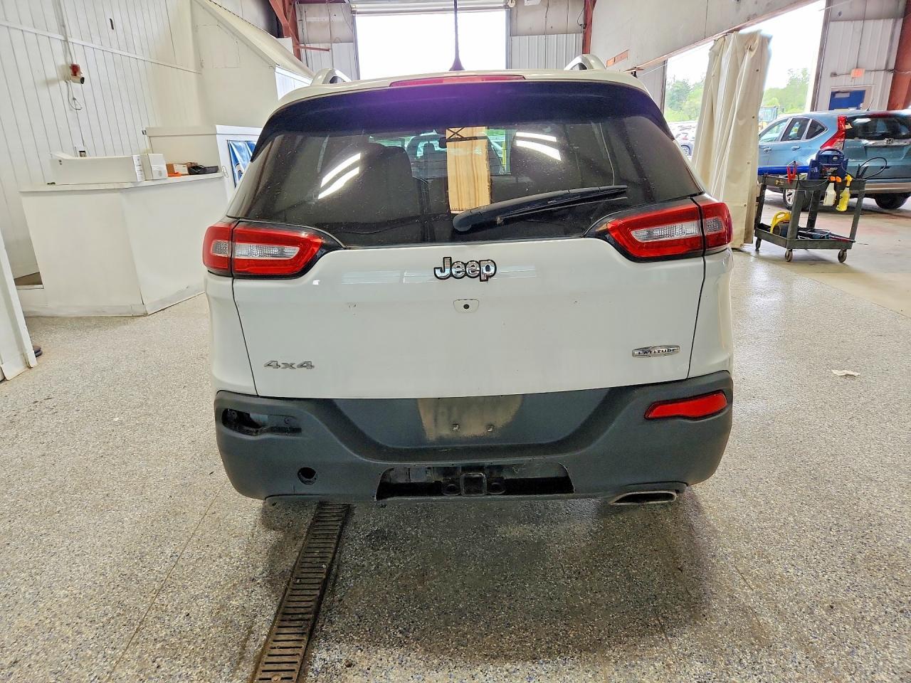 2018 Jeep Cherokee Latitude - zdjęcie 6