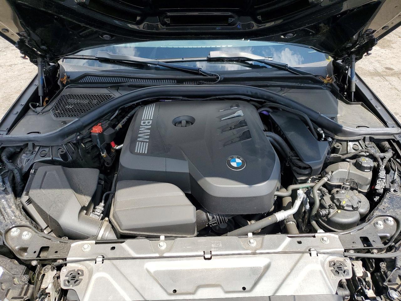 2025 BMW 330Xi - zdjęcie 11