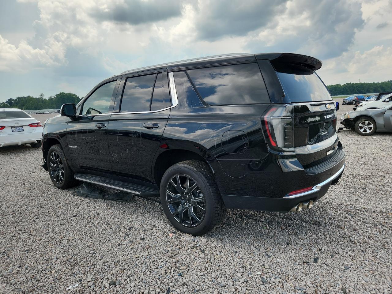 2025 Chevrolet Tahoe K1500 Premier - zdjęcie 2