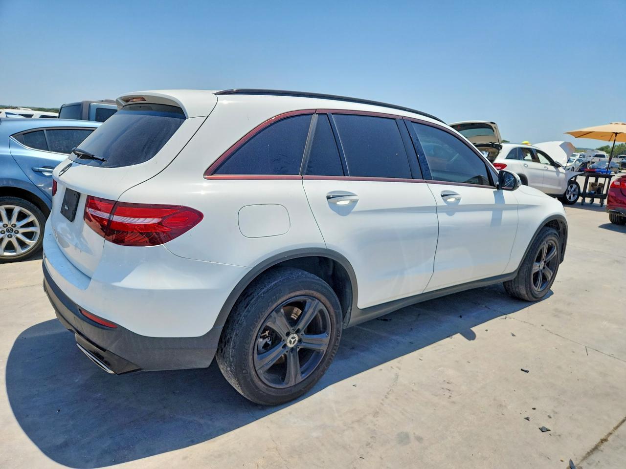 2019 Mercedes-Benz Glc 300 - zdjęcie 3