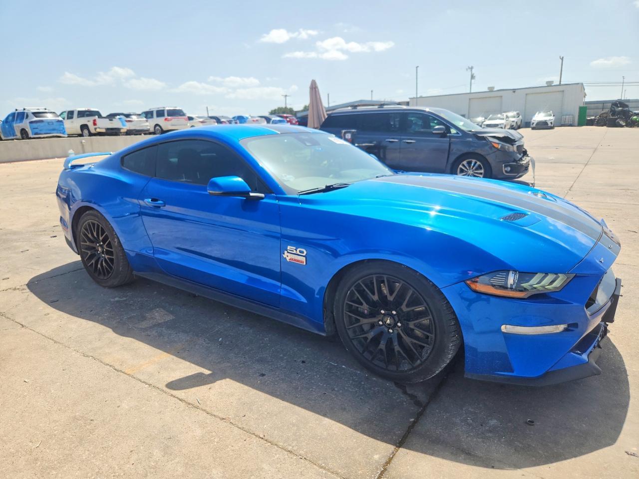 2019 Ford Mustang Gt - zdjęcie 4