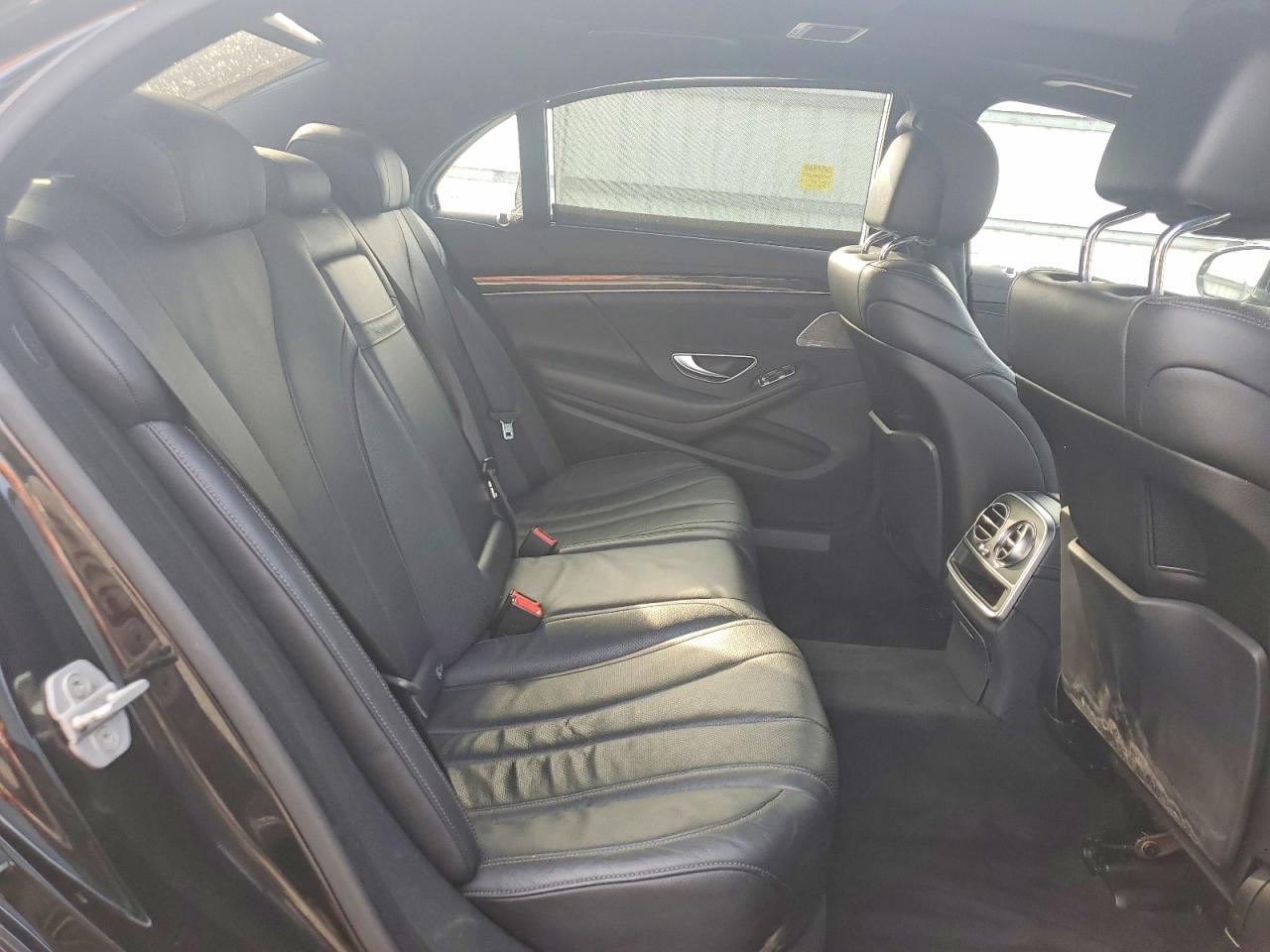 2015 Mercedes-Benz S 550 - zdjęcie 11