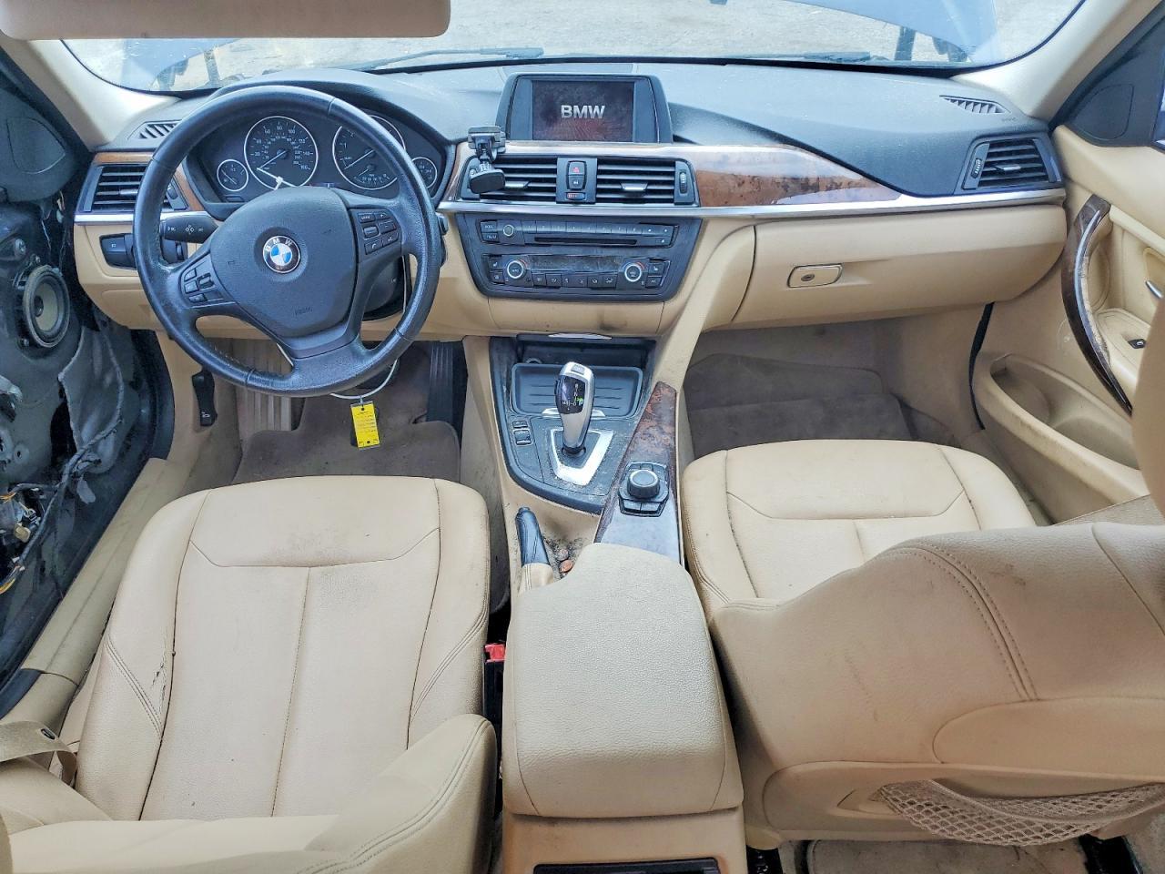 2014 BMW 320 I - zdjęcie 8
