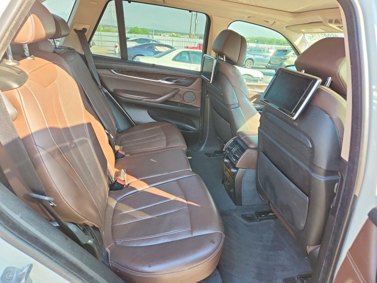 2016 BMW X5 xDrive35I - zdjęcie 11