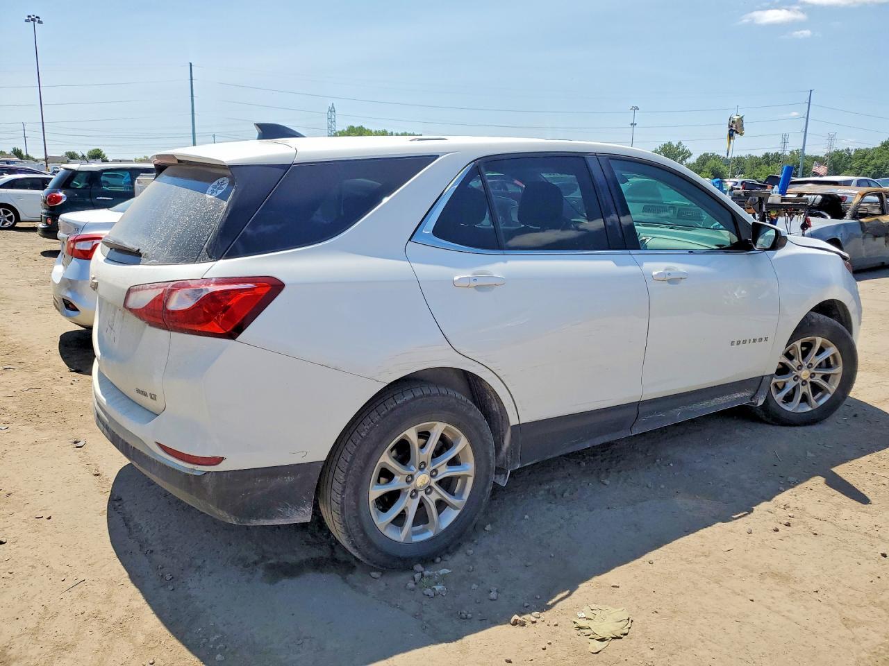 2018 Chevrolet Equinox Lt - zdjęcie 3