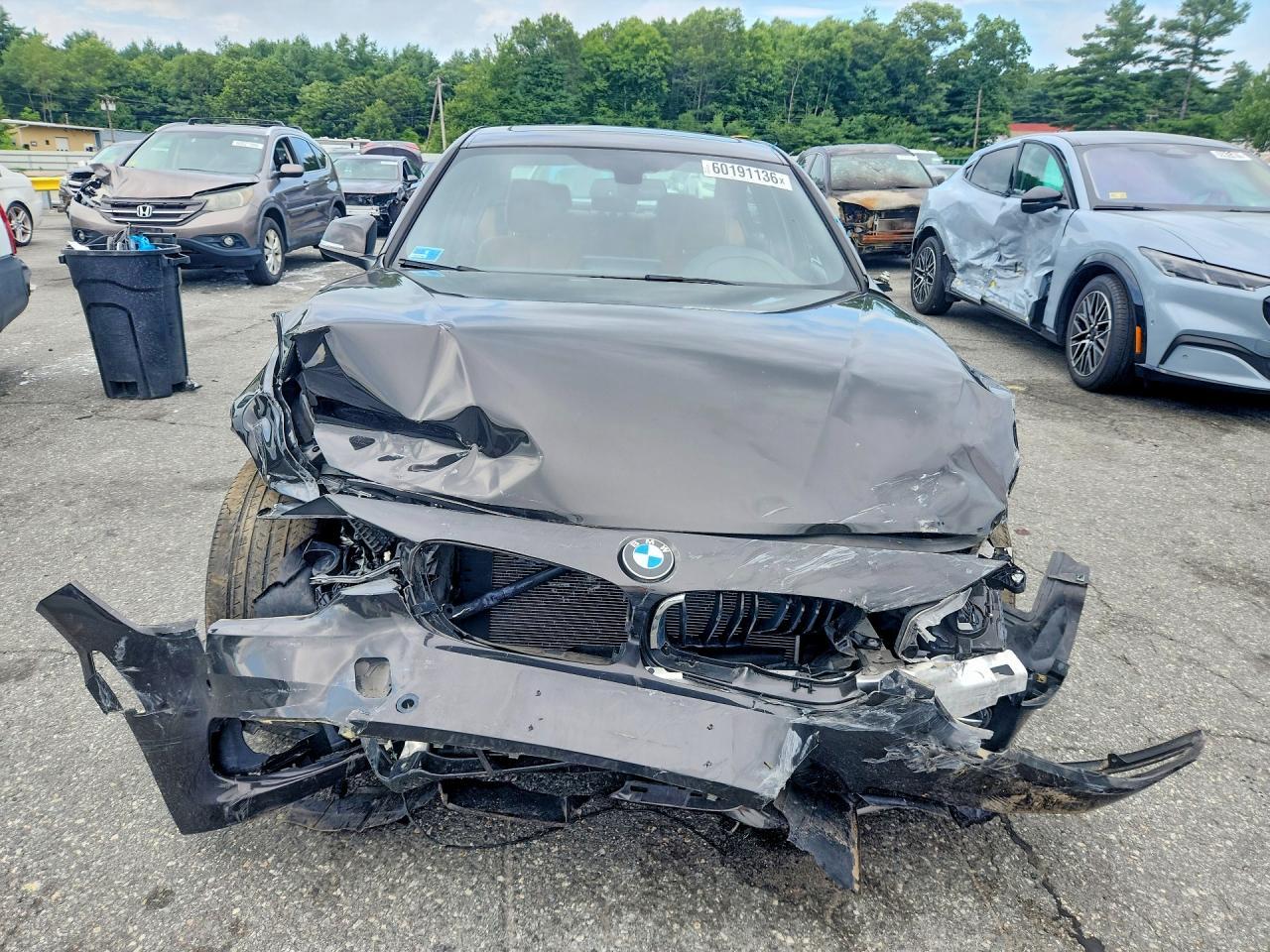 2017 BMW 330 Xi - zdjęcie 5