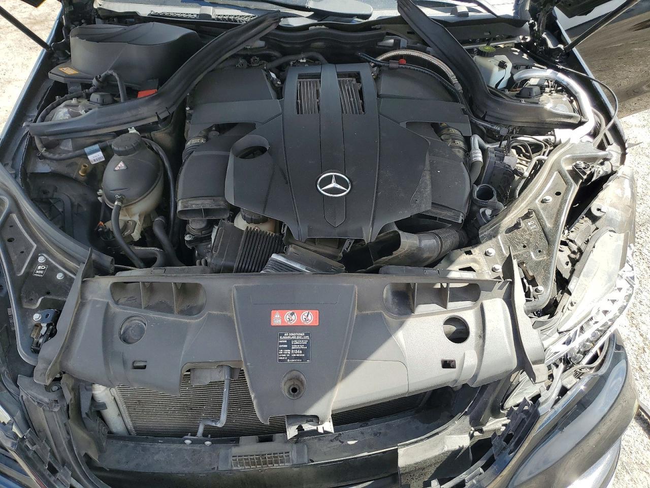 2016 Mercedes-Benz E 400 - zdjęcie 11