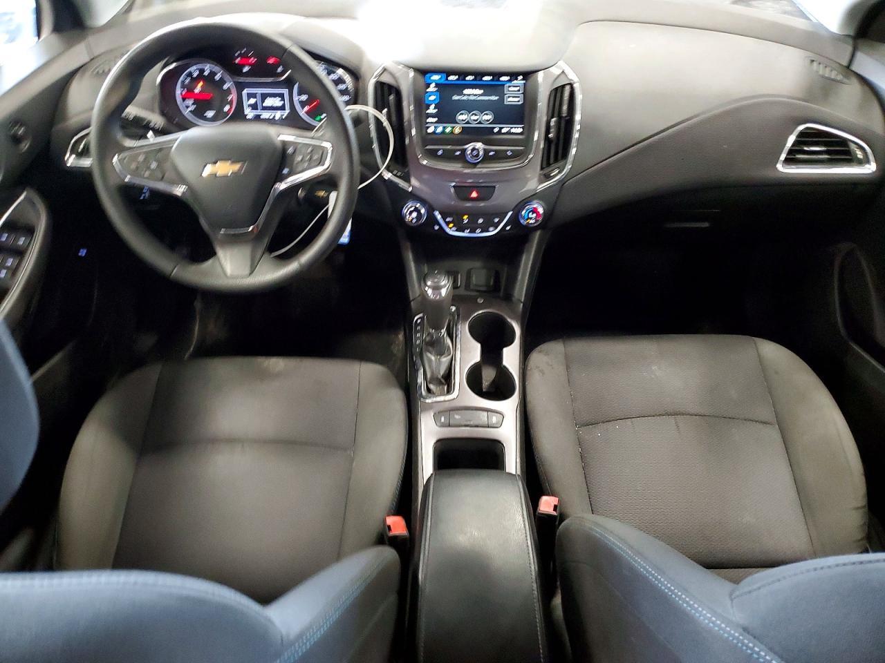 2019 Chevrolet Cruze Lt - zdjęcie 8