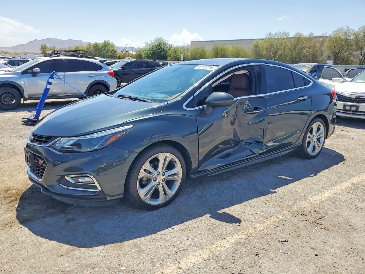 2018 Chevrolet Cruze Premier - zdjęcie główne
