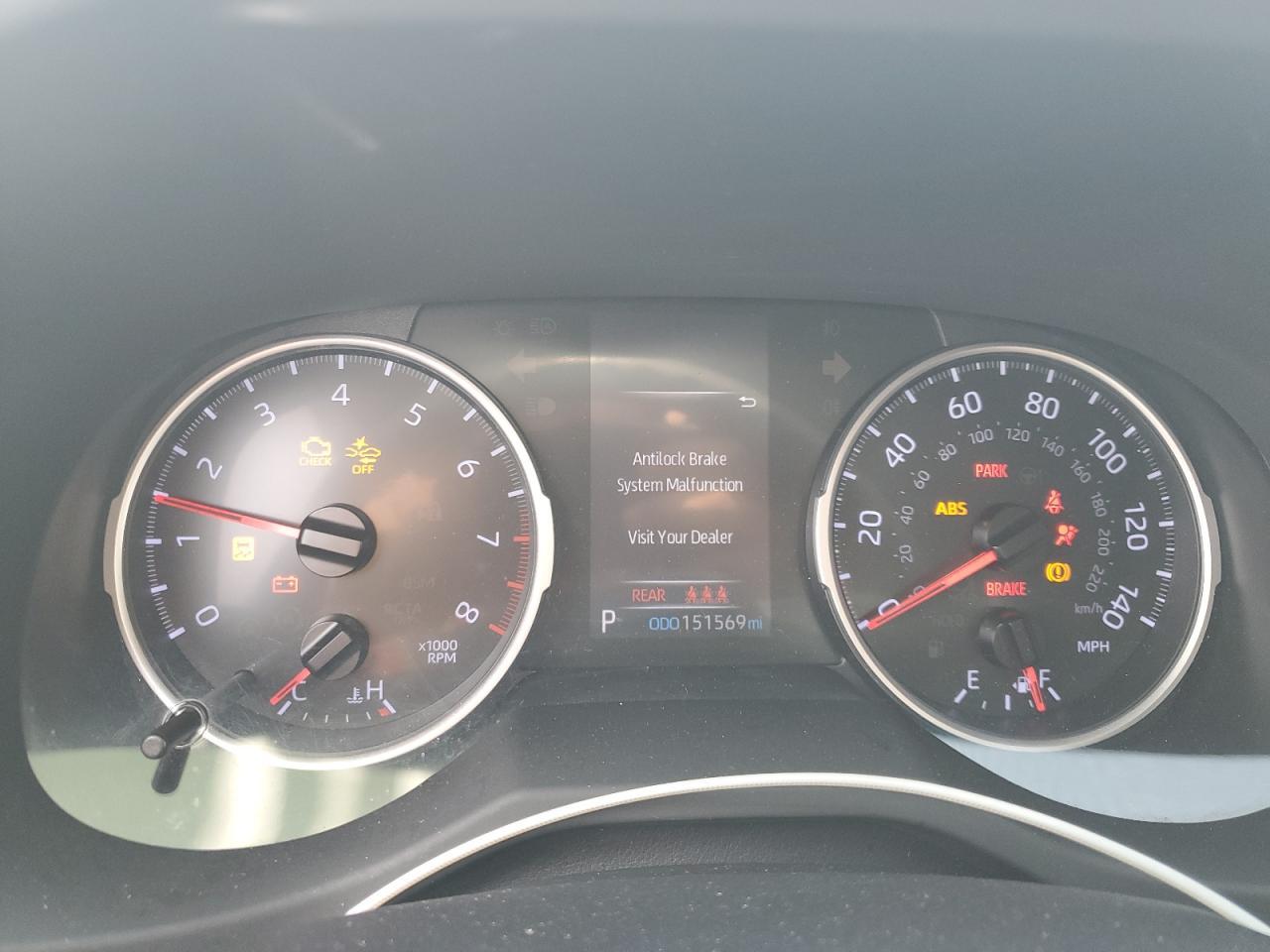 2019 Toyota Rav4 Le - zdjęcie 9