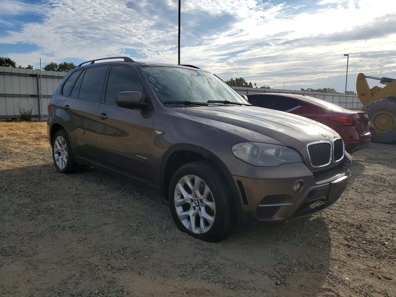 2013 BMW X5 xDrive35I - zdjęcie 4
