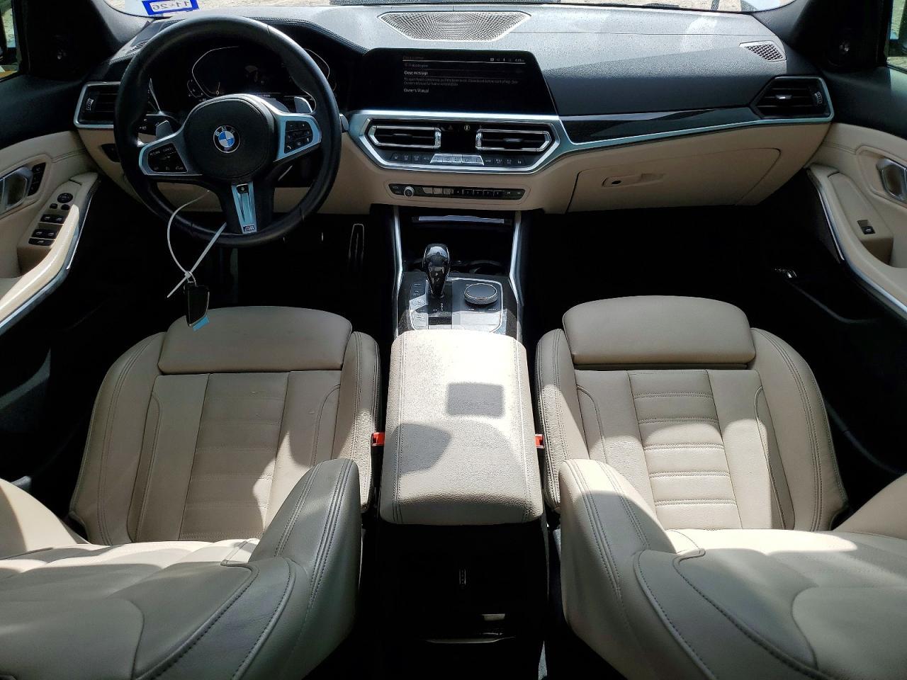 2021 BMW 330I - zdjęcie 8