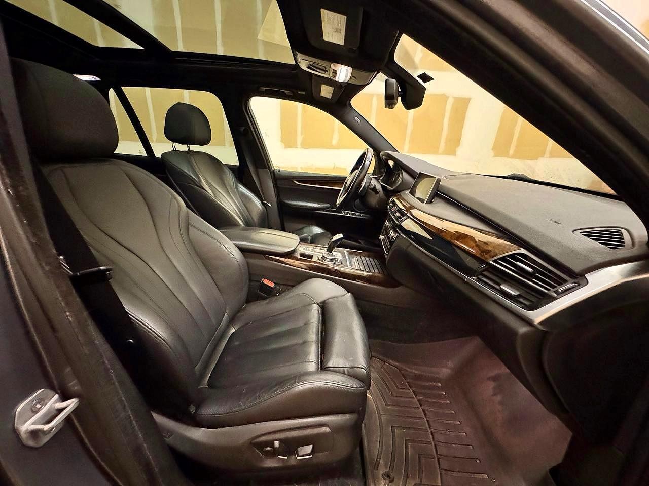 2015 BMW X5 xDrive35D - zdjęcie 9