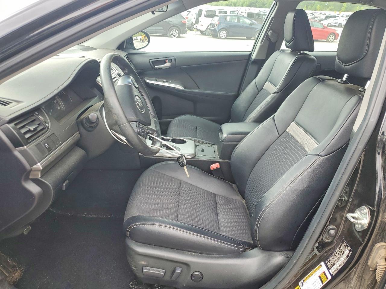 2014 Toyota Camry Se - zdjęcie 7