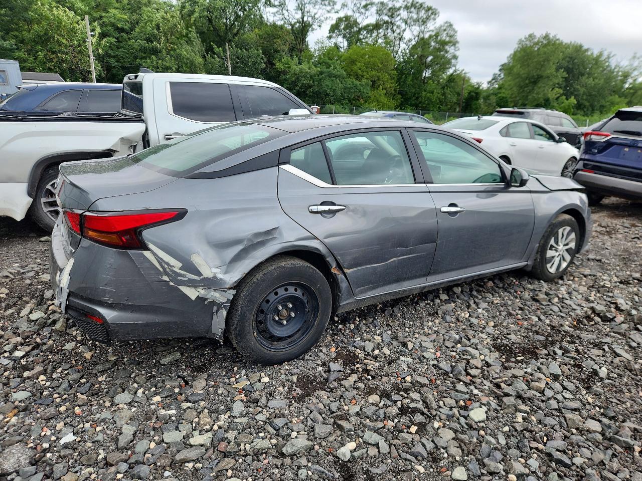 2020 Nissan Altima S - zdjęcie 3