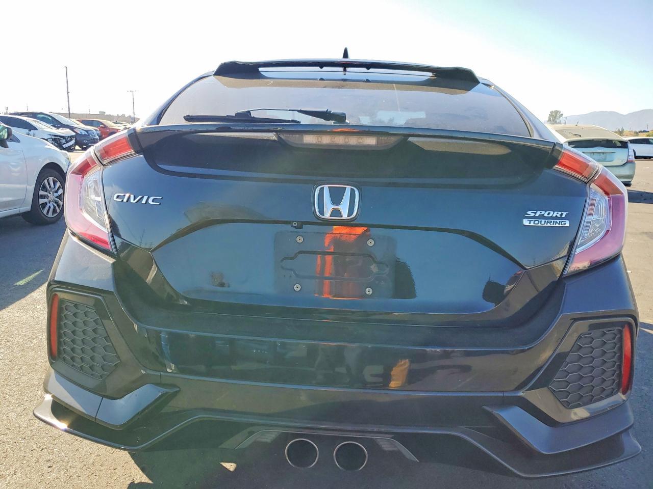 2018 Honda Civic Sport Touring - zdjęcie 6