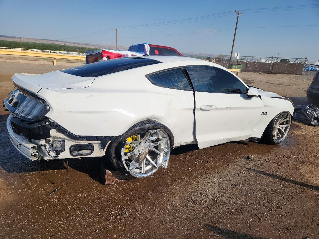 2018 Ford Mustang Gt - zdjęcie 3