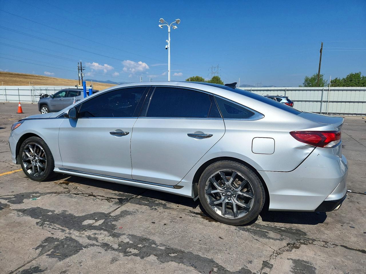 2018 Hyundai Sonata Limited 2.0T+ - zdjęcie 2