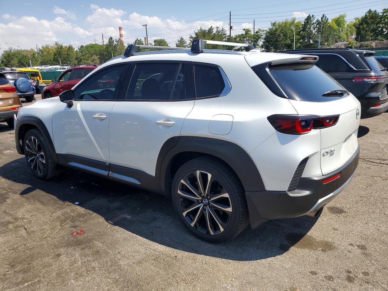 2025 Mazda Cx-50 Premium - zdjęcie 2