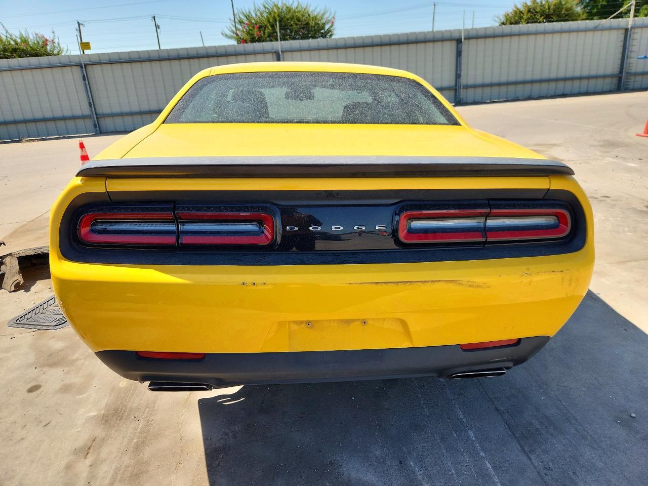 2017 Dodge Challenger R/T - zdjęcie 6