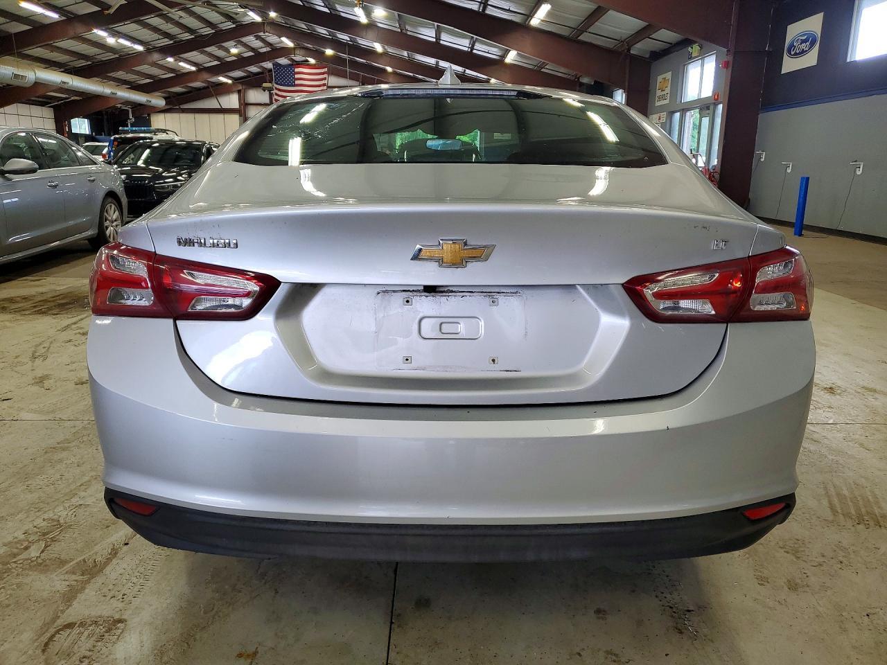 2021 Chevrolet Malibu Lt - zdjęcie 6