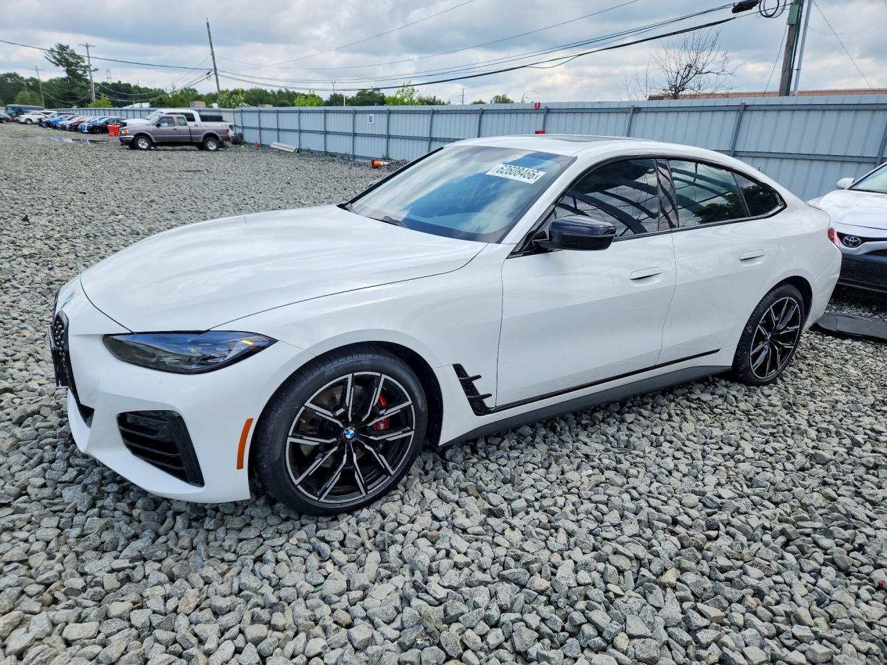 2023 BMW Seria 4 430i - zdjęcie główne