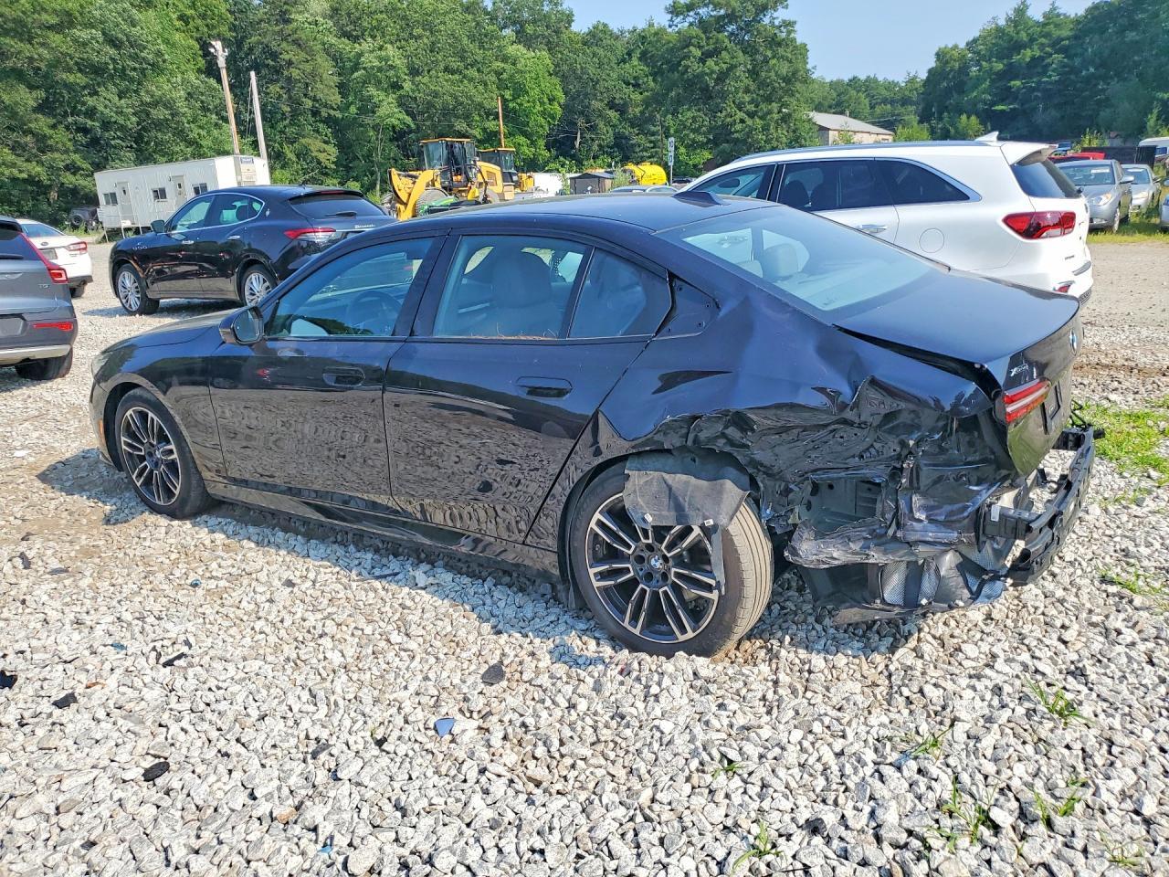 2025 BMW Seria 5 540i - zdjęcie 2