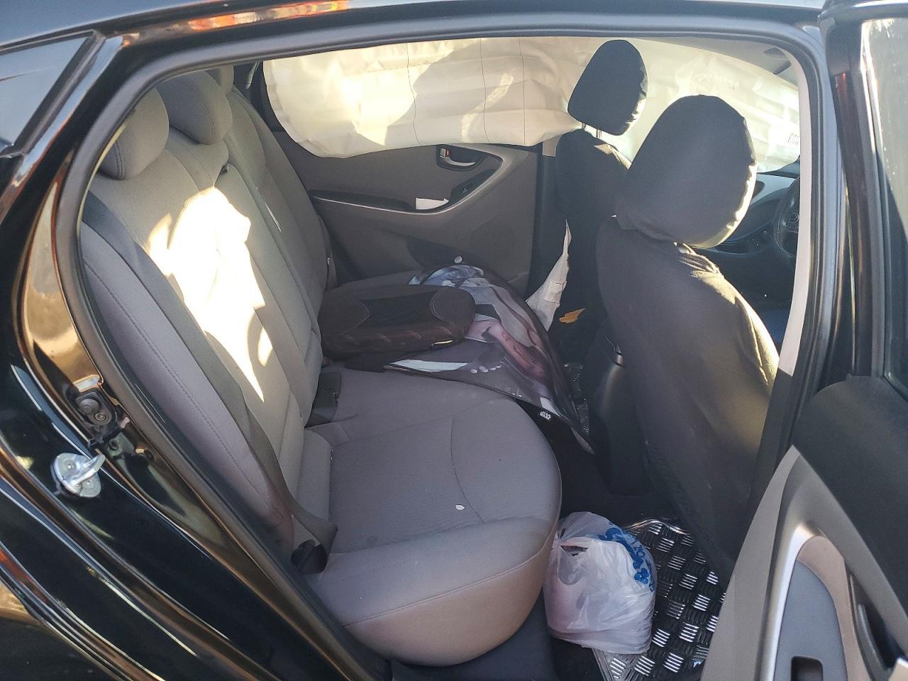 2016 Hyundai Elantra Se - zdjęcie 11
