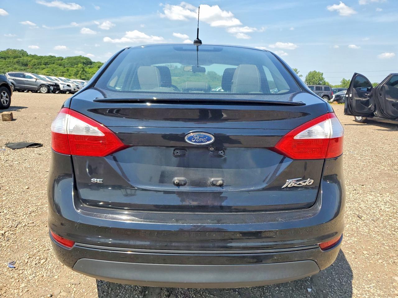 2019 Ford Fiesta Se - zdjęcie 6