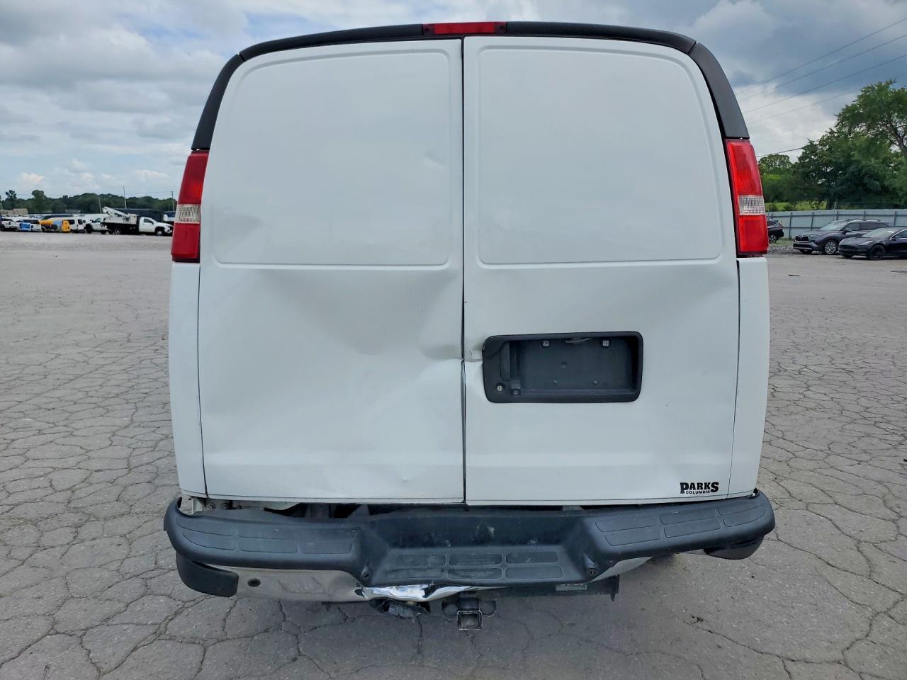 2019 Chevrolet Express G2500 - zdjęcie 6
