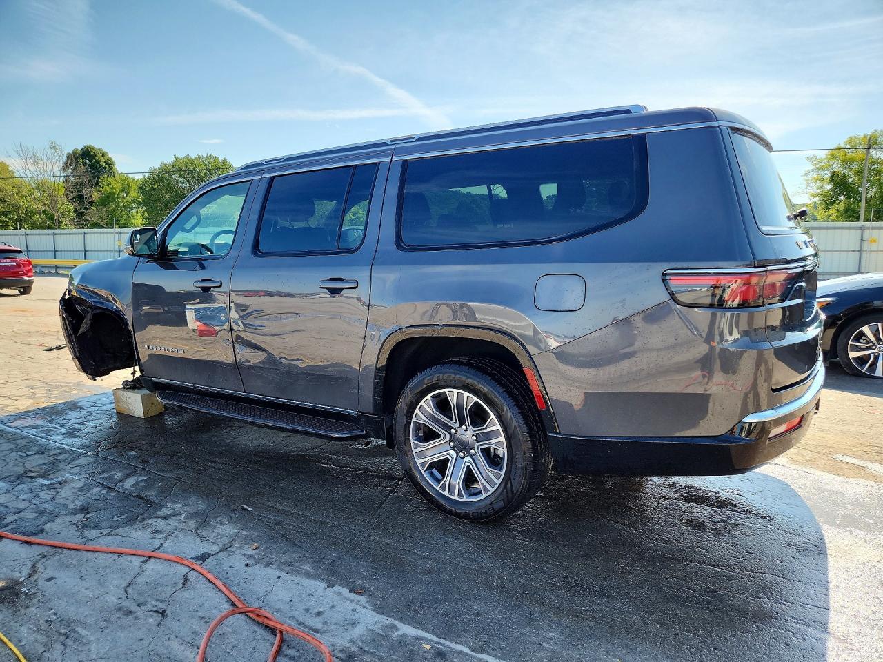 2024 Jeep Wagoneer L Series Ii - zdjęcie 2