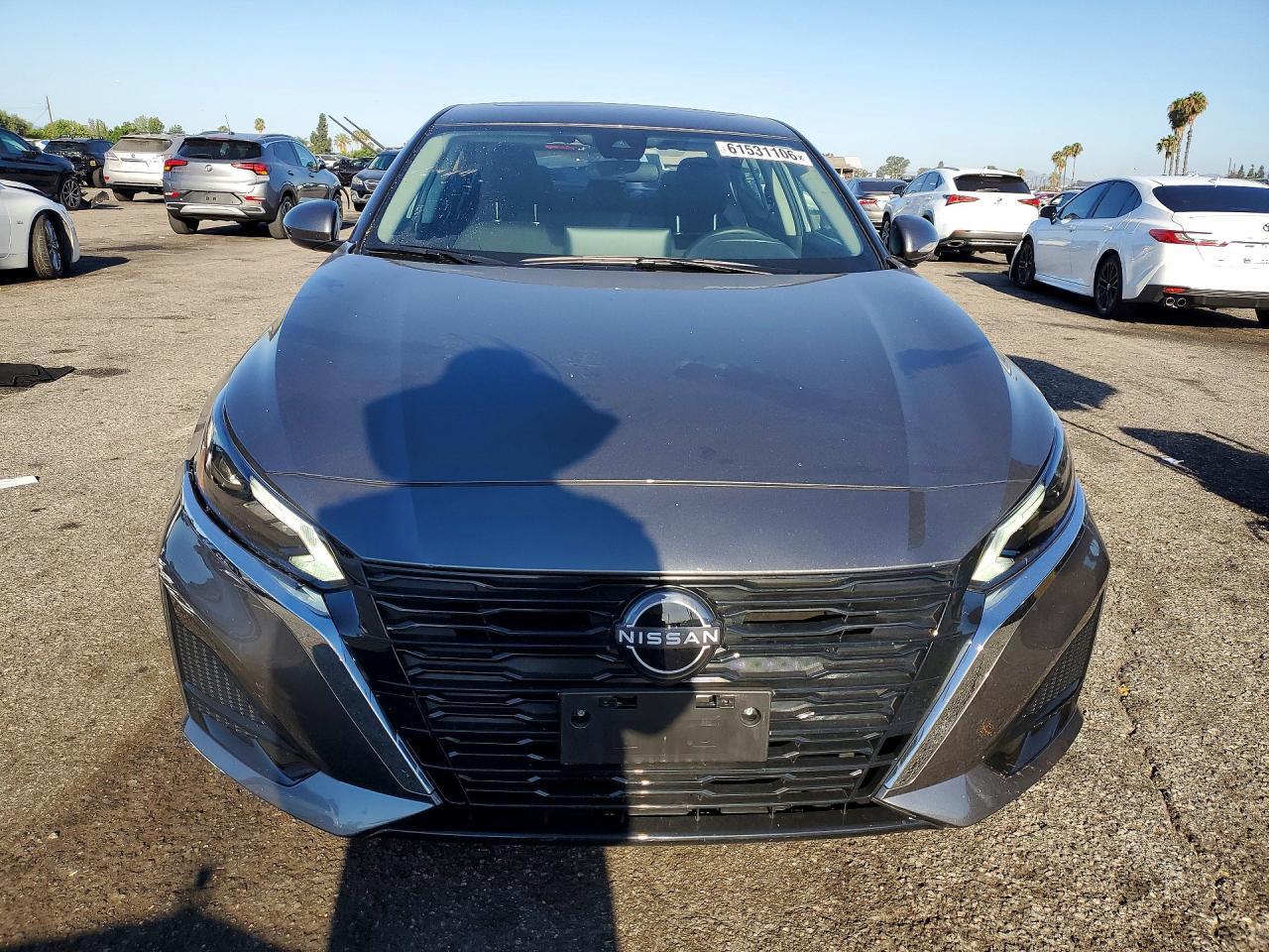 2025 Nissan Altima Sv - zdjęcie 5