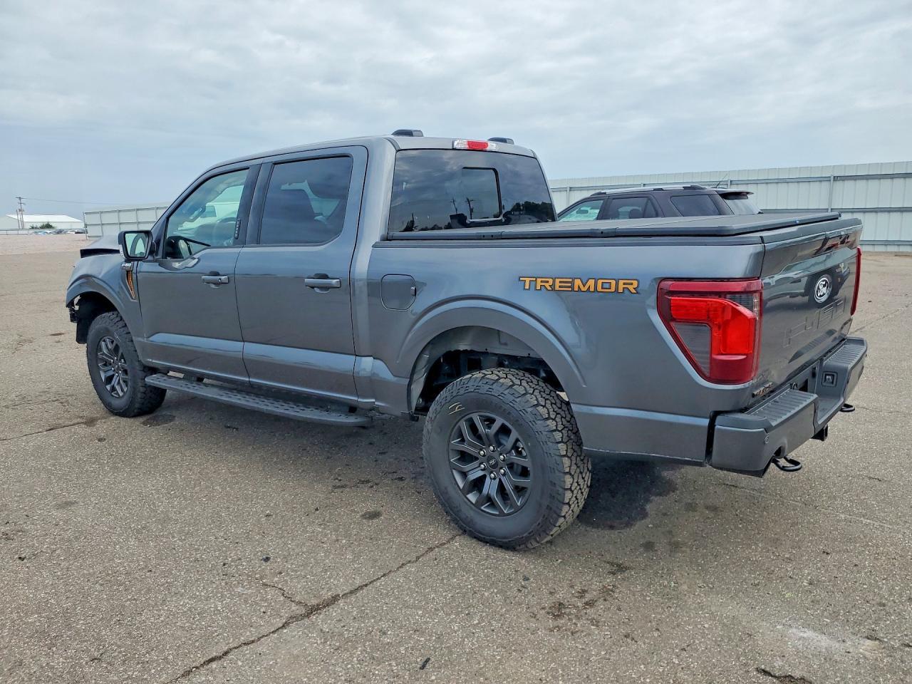 2026 Ford F150 Tremor - zdjęcie 2