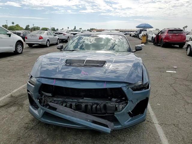 2024 Ford Mustang Gt - zdjęcie 13