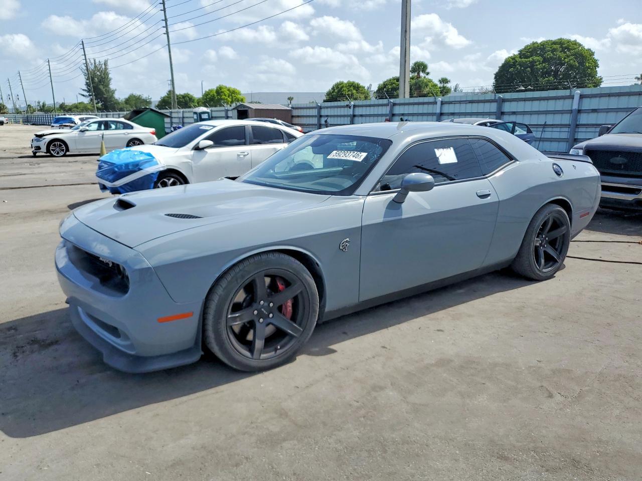 Dodge Challenger - zdjęcie 1