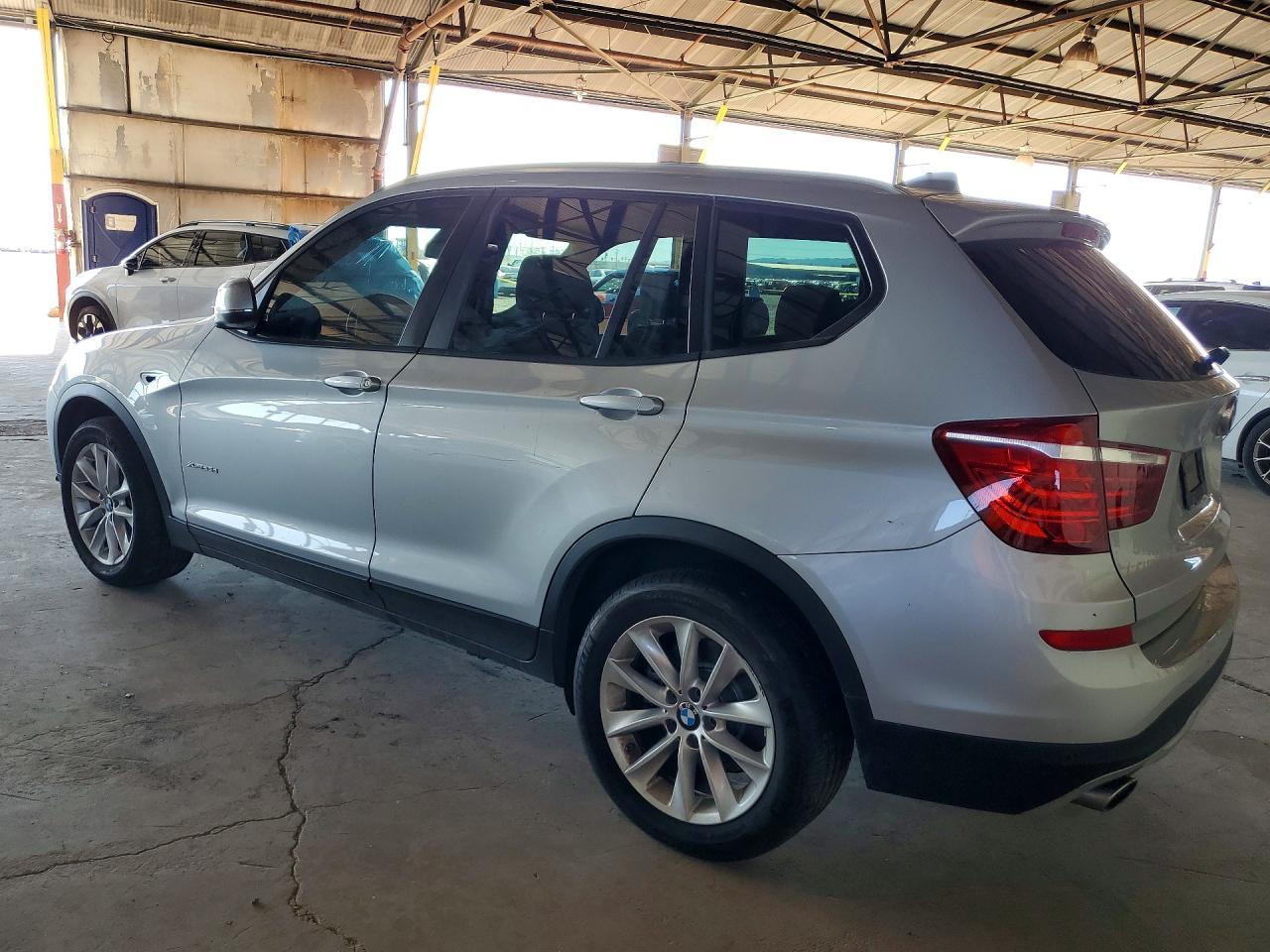 2015 BMW X3 xDrive28D - zdjęcie 2